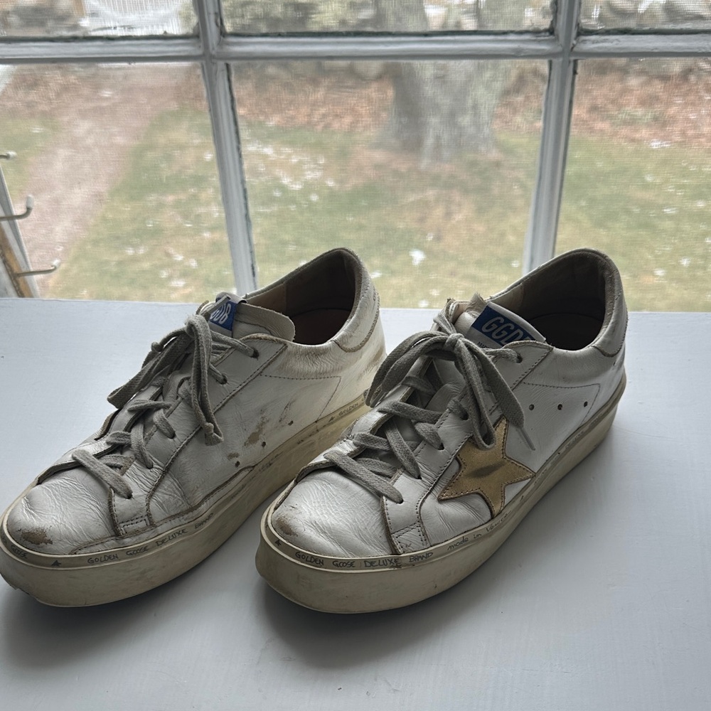 Golden Goose Cream Sneakers with Gold Star